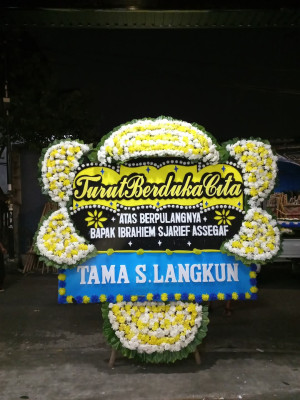 Papan Bunga Duka di Ciketingudik